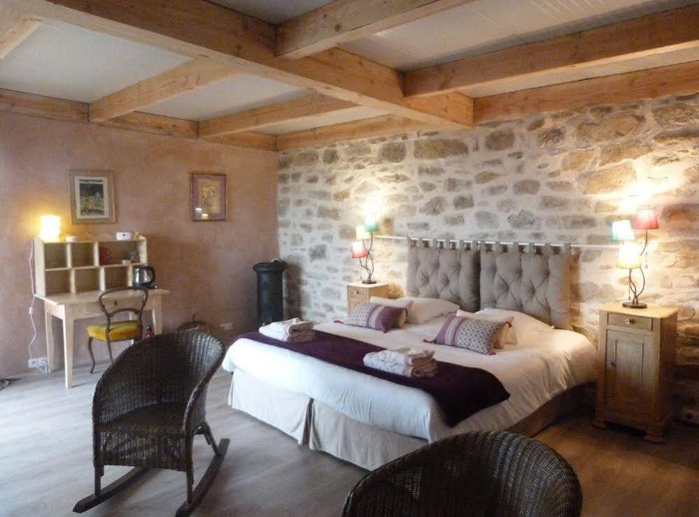 Bout De Cote Bed & Breakfast Lacam-d'Ourcet ภายนอก รูปภาพ